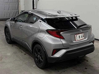2023 Toyota C-HR I Рестайлинг, серебристый, 1905000 рублей, вид 4