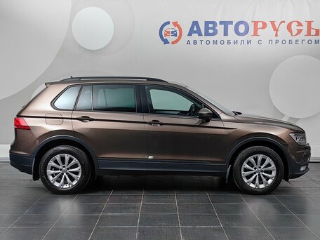 2019 Volkswagen Tiguan II, коричневый, 1689000 рублей, вид 5