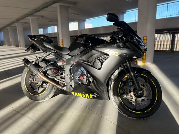 2003 Yamaha YZF-R6, чёрный, 470000 рублей