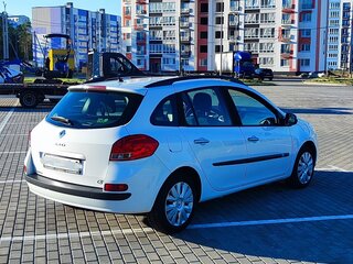 2011 Renault Clio III Рестайлинг, белый, 640000 рублей, вид 5