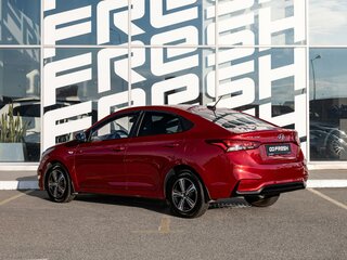 2018 Hyundai Solaris II, красный, 1249000 рублей, вид 2