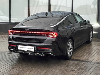 2021 Kia K5 III, чёрный, 2525000 рублей, вид 5