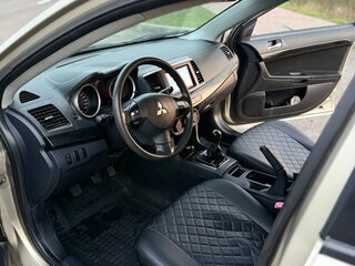 2007 Mitsubishi Lancer X, бежевый, 730000 рублей, вид 5