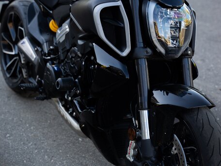 2024 Ducati Diavel V4, чёрный, 2350000 рублей, вид 2