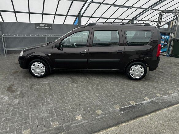 2015 Lada (ВАЗ) Largus I, коричневый, 785000 рублей - вид 16