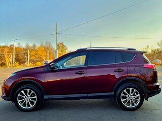 2017 Toyota RAV4 IV (XA40) Рестайлинг, красный, 2137000 рублей, вид 4