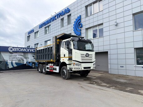 2026 FAW J6 CA3250, белый, 13700000 рублей, вид 1