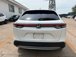 2025 Honda Vezel II, белый, 1837000 рублей, вид 3