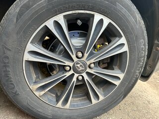 2012 Hyundai Solaris I, чёрный, 650000 рублей, вид 5