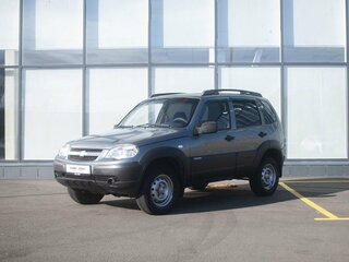 2011 Chevrolet Niva I Рестайлинг, серый, 450000 рублей, вид 1