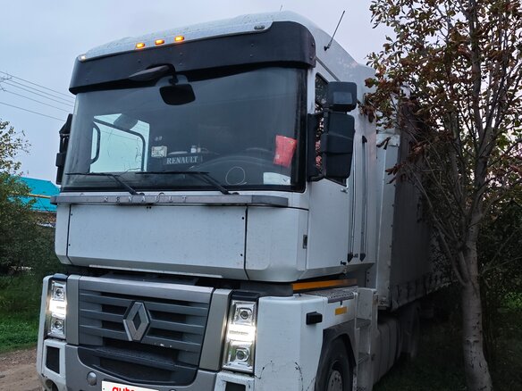 2010 Renault Magnum, белый, 3700000 рублей - вид 1