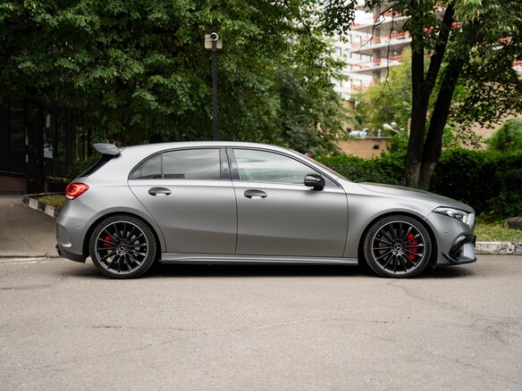 2020 Mercedes-Benz A-Класс AMG 45 AMG S II (W177), серый - вид 2