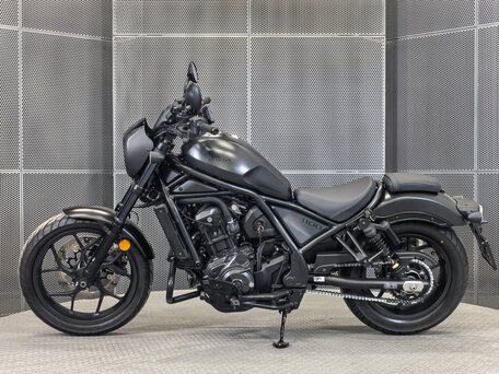 2025 Honda CMX 1100 Rebel, чёрный, 1377000 рублей, вид 5