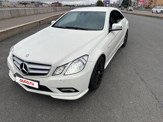 2010 Mercedes-Benz E-Класс 200 5G-Tronic IV (W212, S212, C207), белый, 1100000 рублей, вид 1