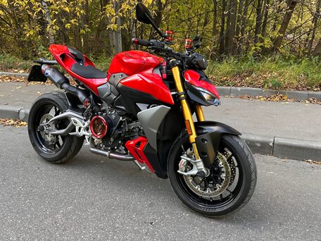 2025 Ducati Streetfighter V2, красный, 2490000 рублей, вид 5