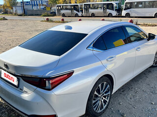 2020 Lexus ES 250 VII, белый, 4900000 рублей, вид 5