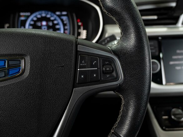2021 Geely Atlas I, белый, 1770000 рублей - вид 14
