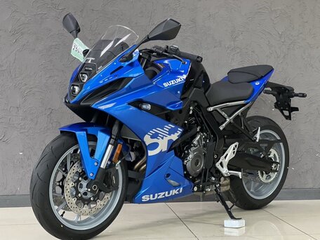 2025 Suzuki GSX-8R, синий, 1080000 рублей, вид 2