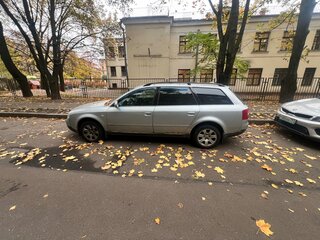 1999 Audi A6 II (C5), серебристый, 450000 рублей, вид 4