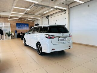 2014 Toyota Wish II Рестайлинг, белый, 1849000 рублей, вид 4