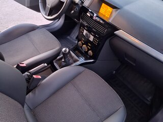 2013 Opel Astra H Рестайлинг, белый, 749000 рублей, вид 4