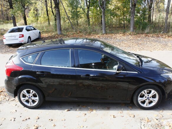 2011 Ford Focus III, чёрный, 595000 рублей - вид 10