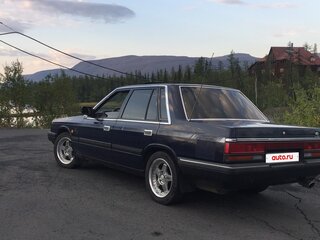 1986 Nissan Laurel V (C32), синий, 690000 рублей, вид 3