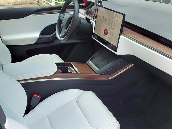 2021 Tesla Model X Long Range I Рестайлинг, красный, 7900000 рублей - вид 12