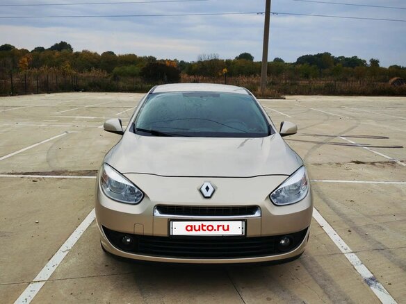 2012 Renault Fluence I, бежевый, 650000 рублей