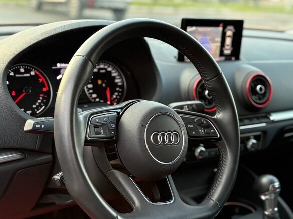 2020 Audi A3 III (8V) Рестайлинг, серый, 1800000 рублей - вид 18