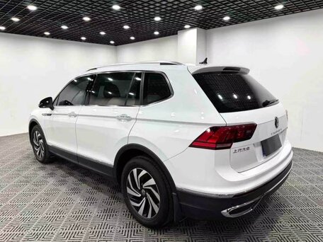 2022 Volkswagen Tiguan L II Рестайлинг (China Market), белый, 2550000 рублей, вид 5