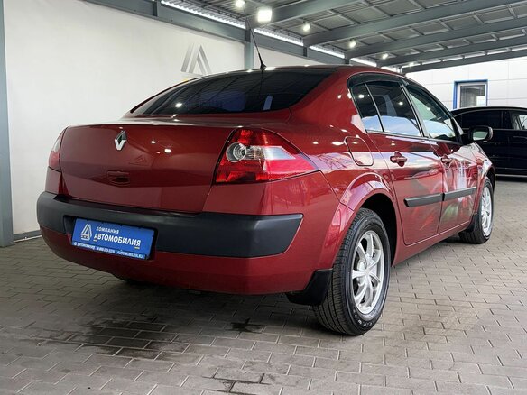 2005 Renault Megane II, красный - вид 4