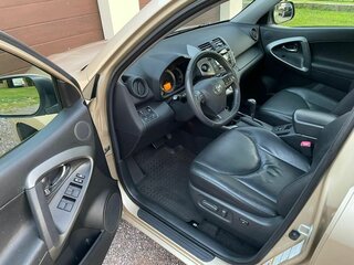 2011 Toyota RAV4 III (XA30) Рестайлинг, бежевый, 1480000 рублей, вид 4