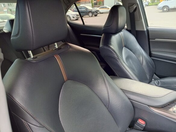 2019 Toyota Camry VIII (XV70), синий, 2300000 рублей - вид 20