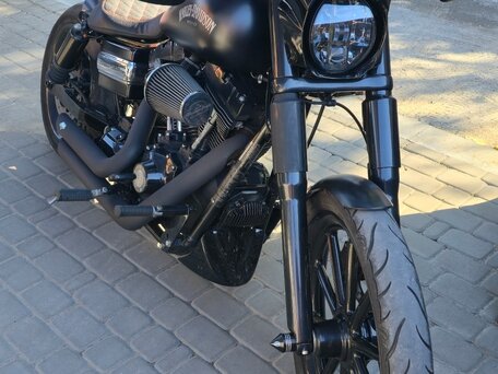 2008 Harley-Davidson Dyna Super Glide, чёрный, 1100000 рублей, вид 4
