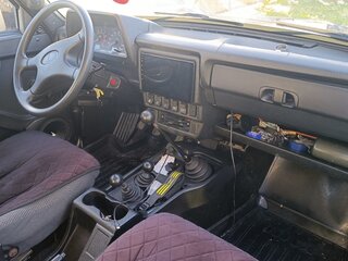 2011 Lada (ВАЗ) 2131 (4x4) I, серебристый, 450000 рублей, вид 5