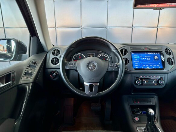 2014 Volkswagen Tiguan I Рестайлинг, чёрный, 1749000 рублей - вид 15