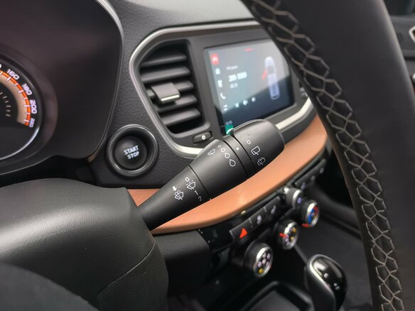 2025 Lada (ВАЗ) Vesta SW I Рестайлинг (NG), чёрный, 1690000 рублей - вид 29