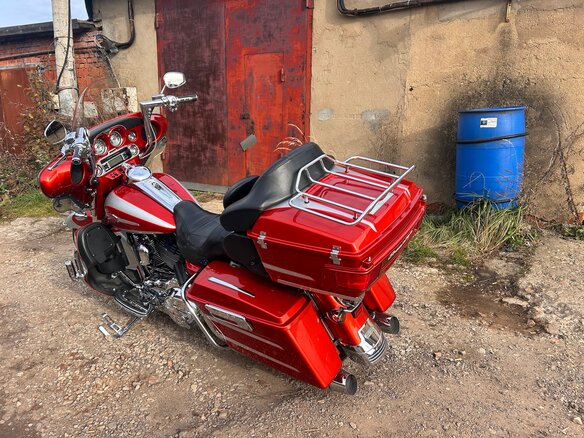 2008 Harley-Davidson Electra Glide, красный, 1200000 рублей - вид 15