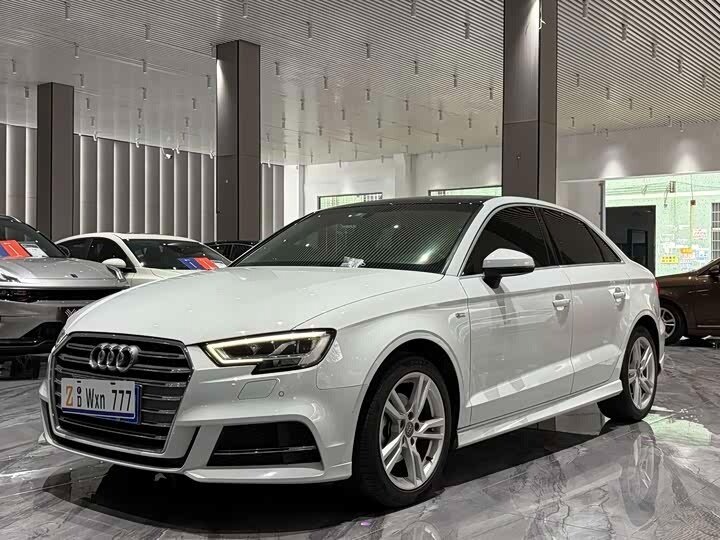 Открыть фотографии: Audi A3 III (8V) Рестайлинг