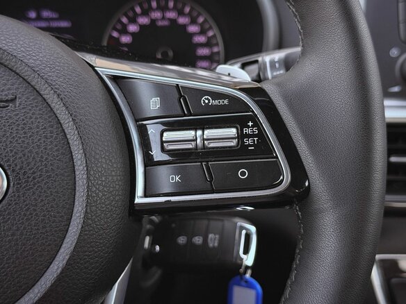 2019 Kia Optima IV Рестайлинг, белый, 1390000 рублей - вид 17