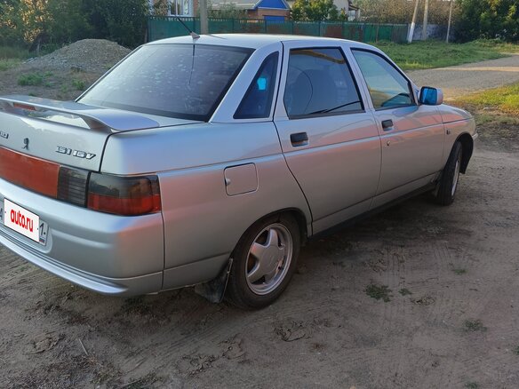 2003 Lada (ВАЗ) 2110, серебристый, 260000 рублей - вид 4