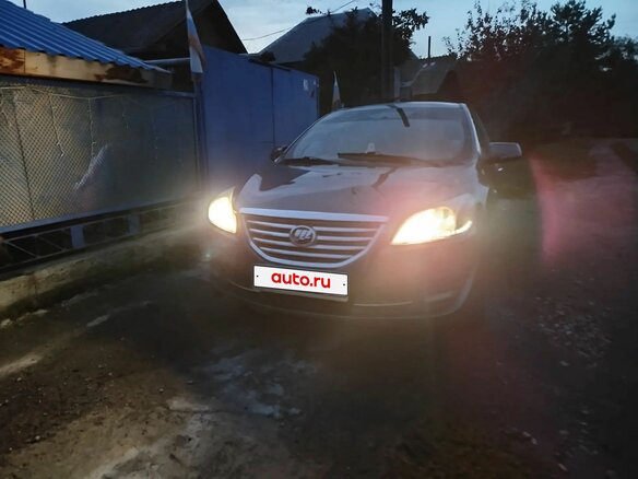 2014 Lifan Cebrium (720), серебристый, 370000 рублей - вид 5