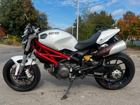 2012 Ducati Monster 796, белый, 520000 рублей, вид 1