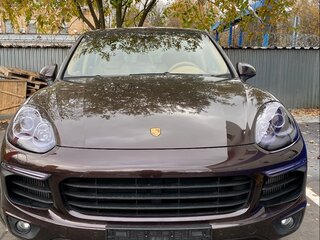 2014 Porsche Cayenne S II Рестайлинг (958), коричневый, 4000000 рублей, вид 3