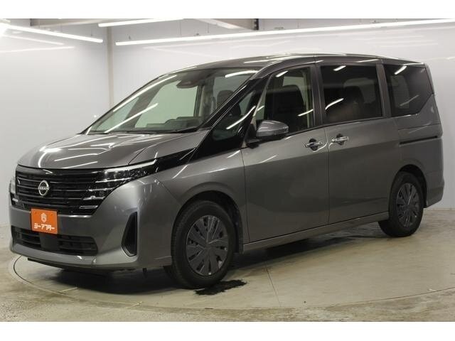 Открыть фотографии: Nissan Serena VI (C28)