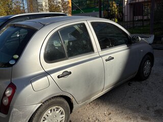 2003 Nissan March III (K12), серебристый, 150000 рублей, вид 2