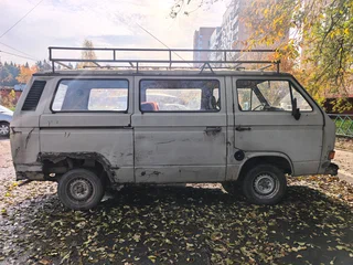 1986 Volkswagen Transporter 4-speed T3, бежевый, 150000 рублей, вид 3