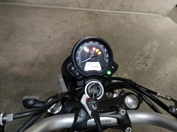2023 Triumph Scrambler, чёрный, 1150000 рублей - вид 4