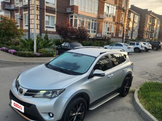 2014 Toyota RAV4 IV (XA40), серебристый, 1650000 рублей, вид 3